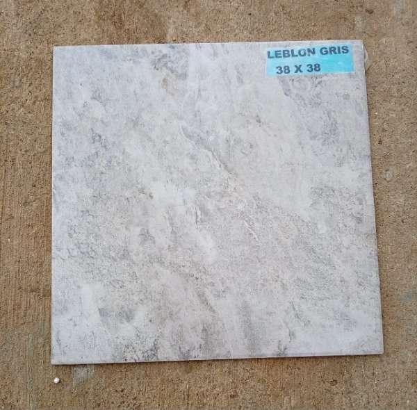 Producto - Cerámica Leblón Gris 38x38 (14 piezas) Caja 2.02 m2 - 1
