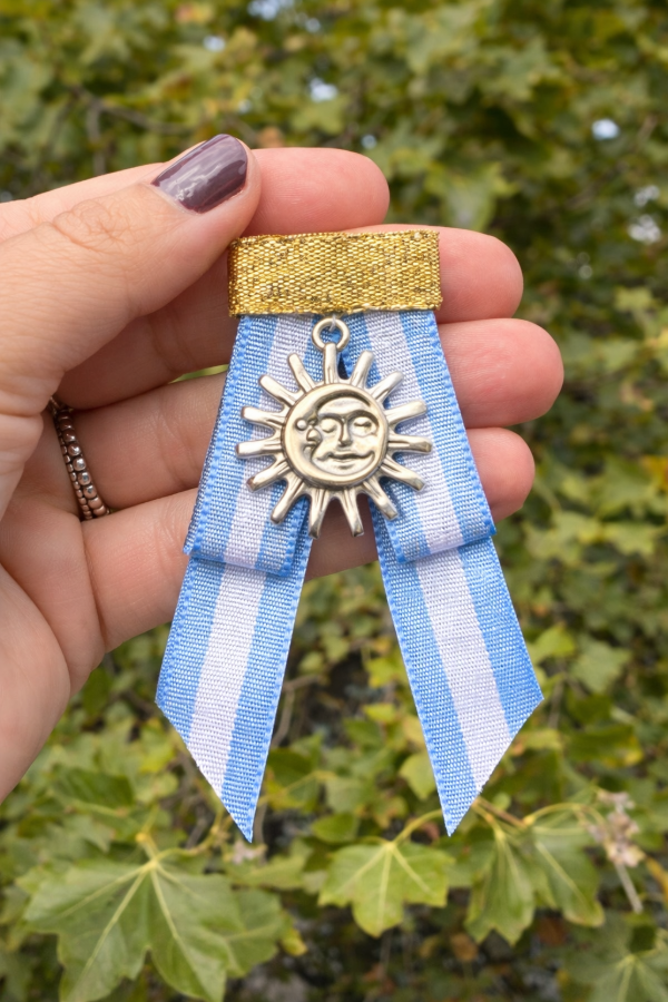 Producto - Escarapela Sol y Luna