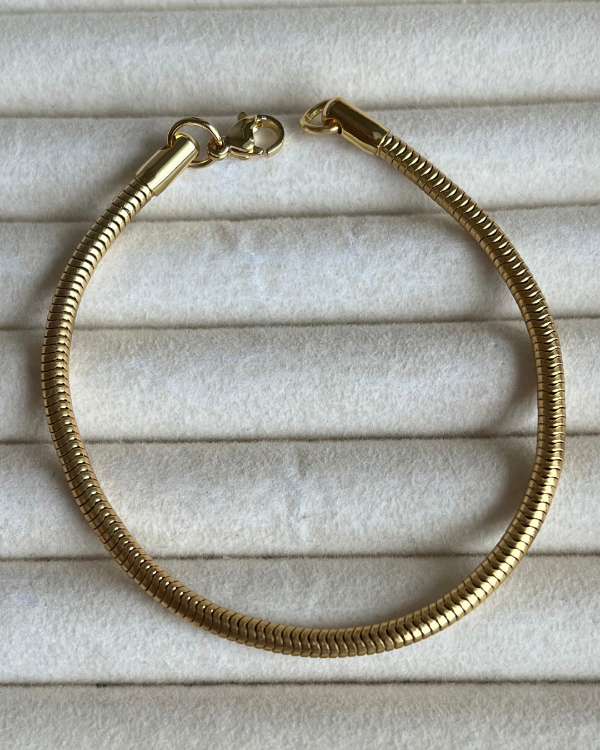 Producto - Pulsera clapton de acero dorado 3mm 19cm
