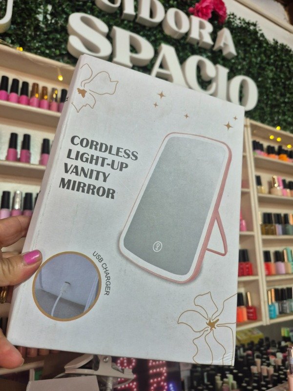 Producto - Espejo cuadrado con luz