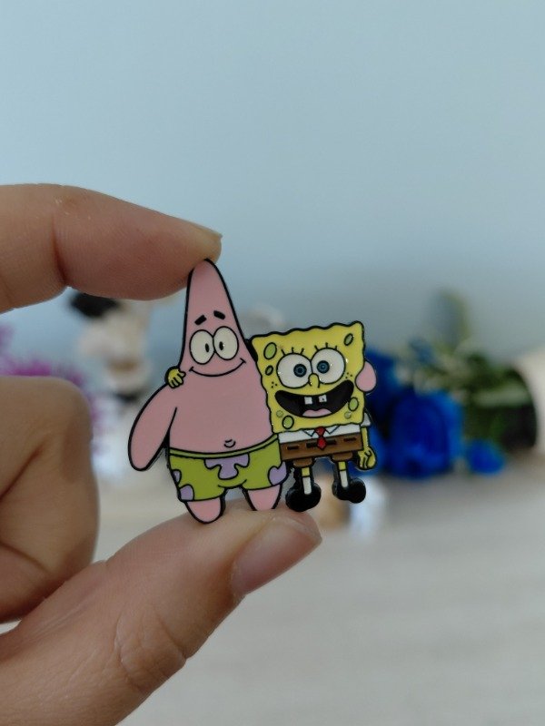 Producto - Pin metalizado - Bob Esponja y Patricio #0963