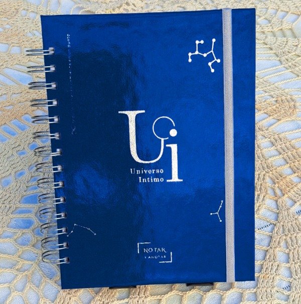 Producto - Universo Intimo AZUL / Cuaderno A5 Notar con Brillo Sectorizado