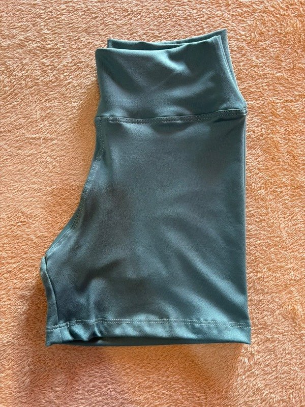 Producto - Calza corta lycra VERDE pistacho - 0