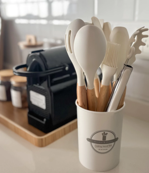 Producto - Set x12 utensilios de cocina + contenedor