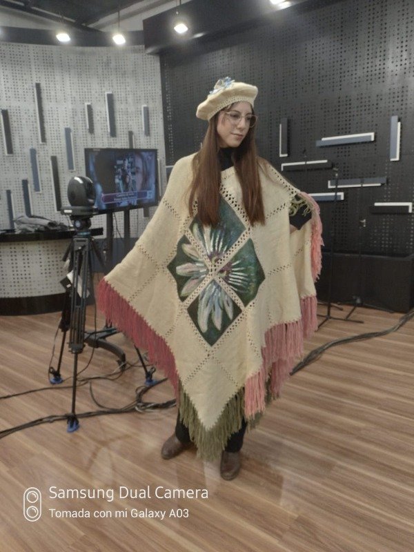 Producto - Poncho Mburucuyá
