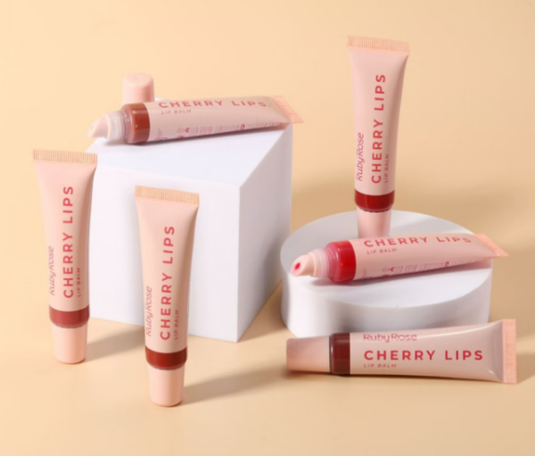 Producto - Gloss cherry RUBY ROSE