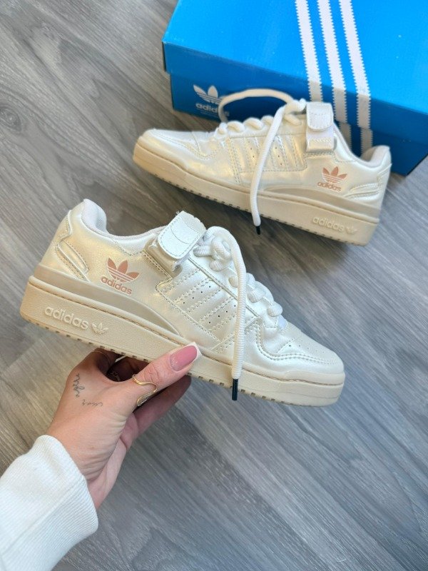 Producto - Adidas Forum - Off Platino