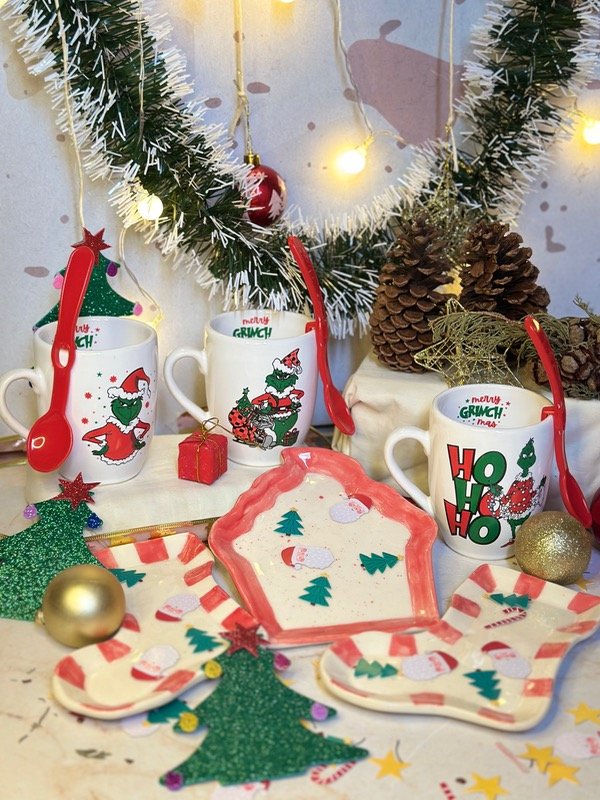 Producto - Kit Navidad 5: "1 Band. Muffin + 2 Band. Bota + 3 Bombé Blanca Grinch"