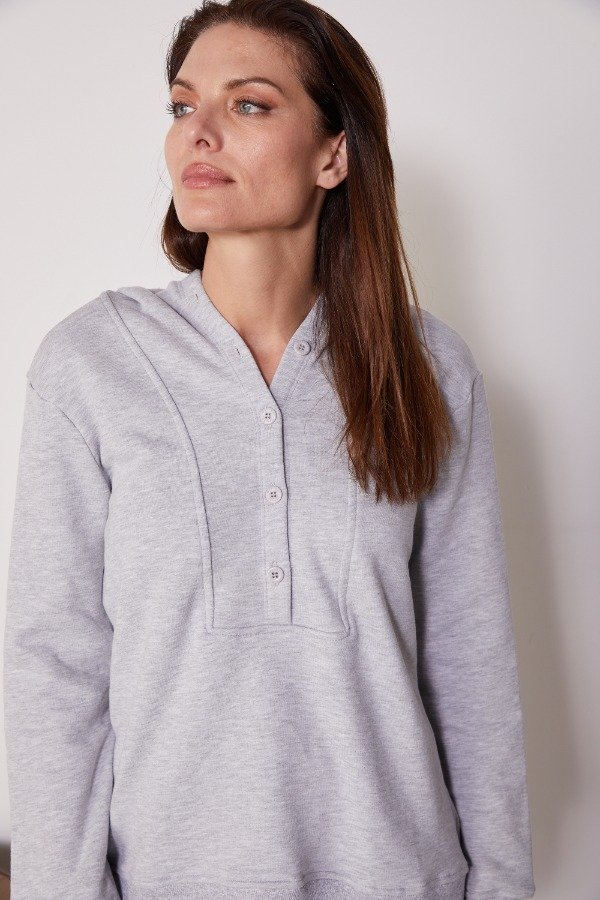 Producto - BUZO RUSTICO CON CAPUCHA Y BOTONES