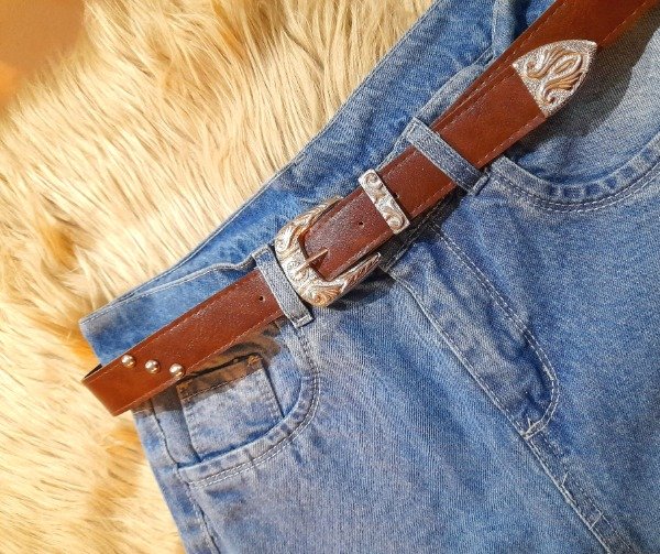 Producto - Cinto Brown 1.10cm largo