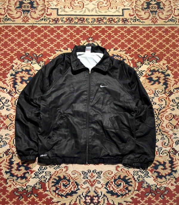 Producto - Campera Nike Retro 1