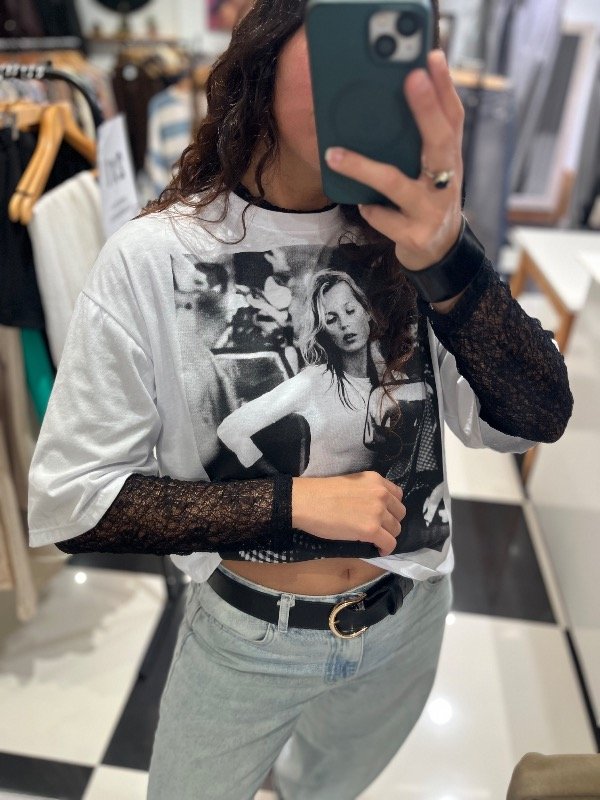 Producto - Remera Girl over