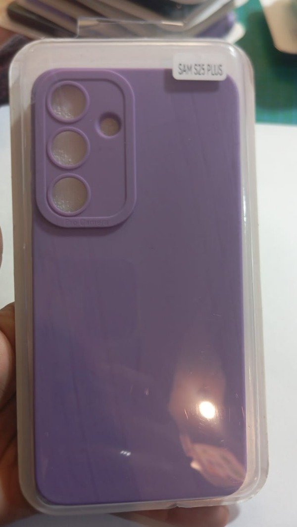 Producto - Funda Silicone Case Lila para Samsung S25 Plus