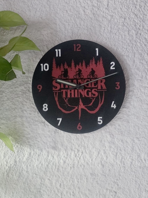 Producto - Reloj de Pared Stranger Things