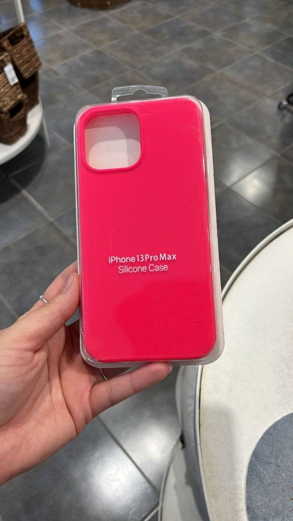 Producto - Silicone Case Fucsia (Iphone 13 Pro Max)