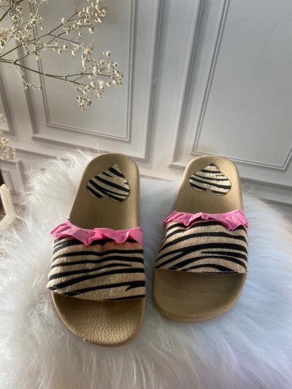 Producto - Sandalias Lulú solo talle 27/28