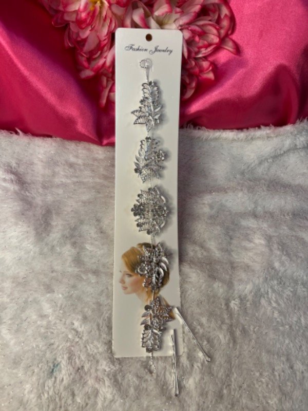Producto - Tocados de tiara con diferentes modelos - 1