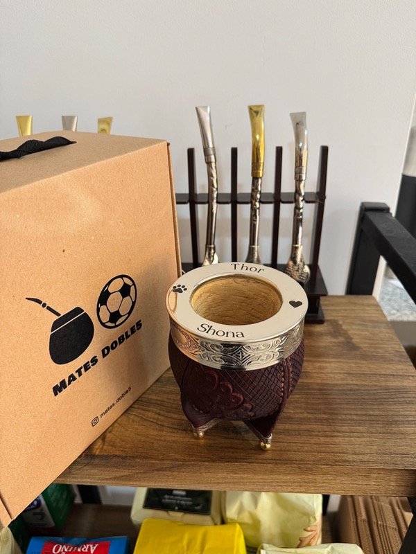 Producto - IMPERIAL REPUJADO CON BOLITAS PERSONALIZADO