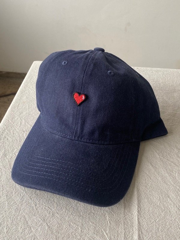 Producto - Gorra Corazón bordada 2 (11900ef)