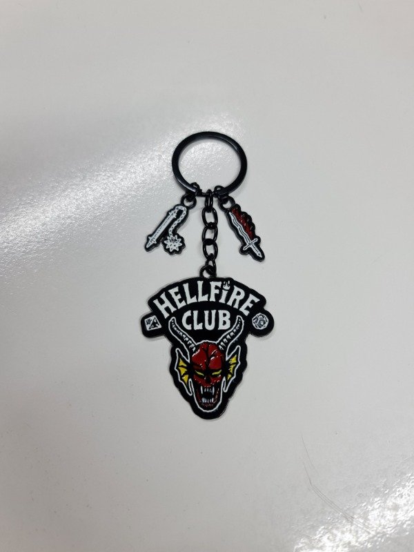 Producto - Llavero Hellfire Club