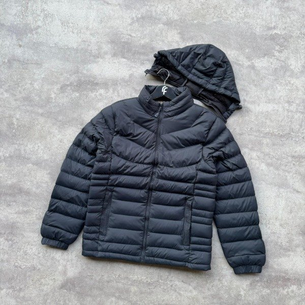 Producto - CAMPERA UNIQLO GRIS