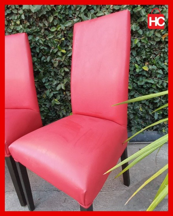 Producto - Juego de 4 sillas de comedor modernas tapizadas en ecocuero rojo patas negras - 4