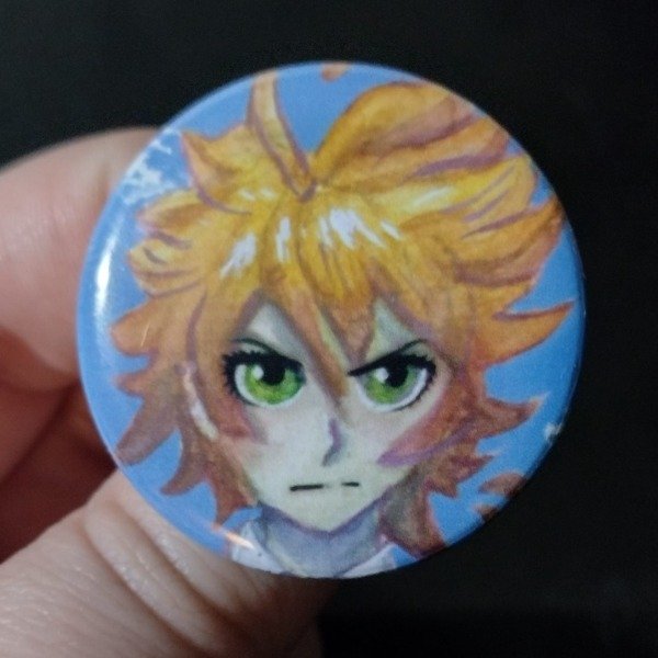 Producto - Pin Emma - The promised Neverland
