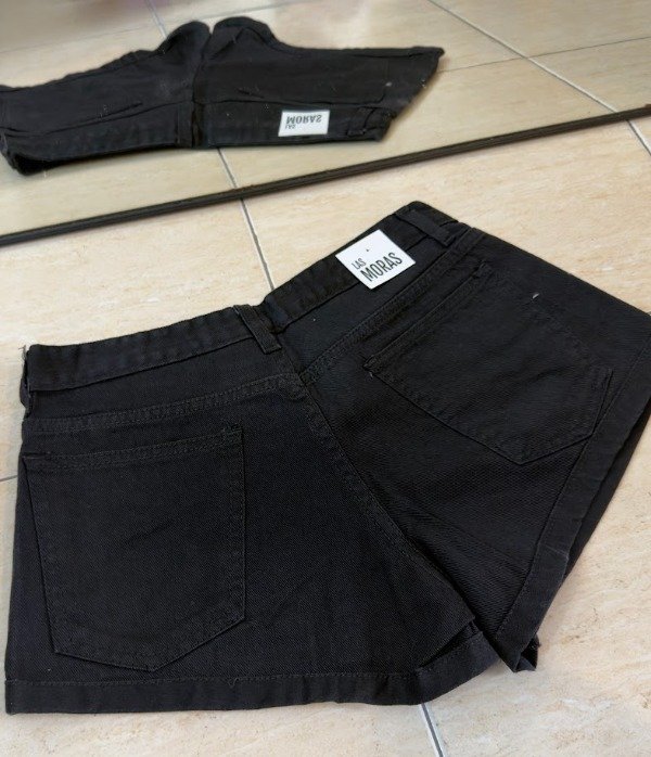 Producto - SHORT TIRO BAJO NEGRO - 4