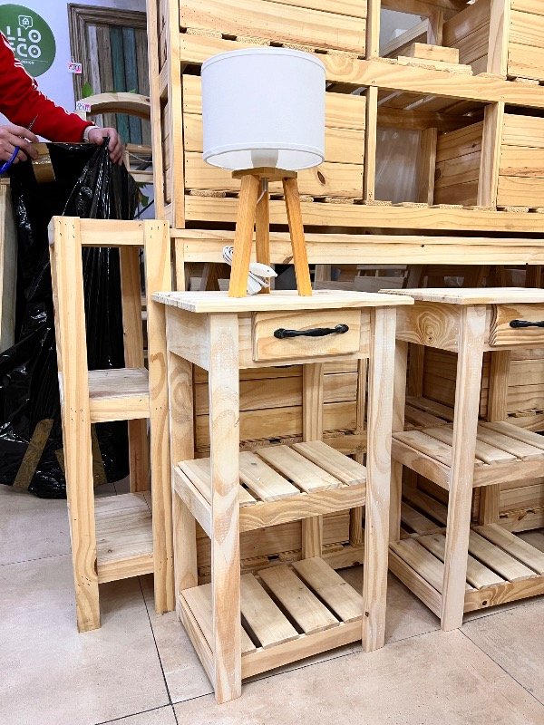 Producto - Mesa de luz con cajon y herraje - 1
