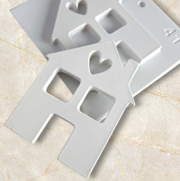 Producto - Molde termoformado casita 01 medidas 11 x 9 cm