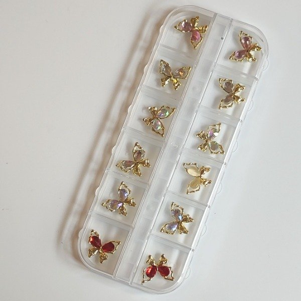 Producto - Dije mariposa con strass en cajita B