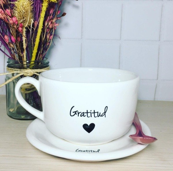 Producto - SET PLATO REDONDO + TAZON GRATITUD 1