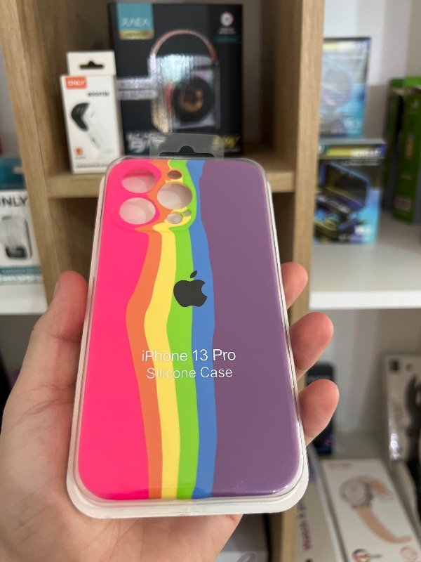 Producto - Funda iPhone 13 Pro multicolor