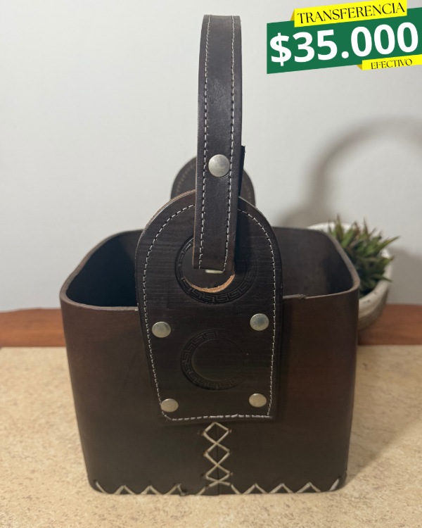 Producto - CANASTA CUERO PREMIUM MARRON