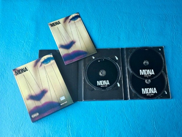 Producto - MADONNA ''MDNA World Tour'' (2 CDs+DVD) - 2