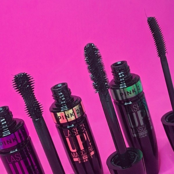 Producto - Mascara Lashes up pink 21