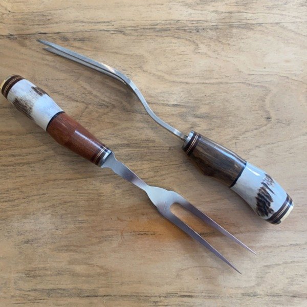 Producto - 058 - Tenedor Parrillero - Combinado Madera Ciervo