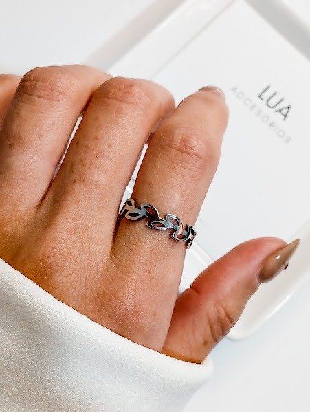 Producto - Anillo HOJITAS - acero quirúrgico - talle 18