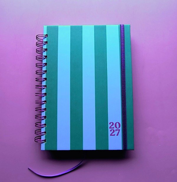 Producto - Agenda Universitaria 2027 - 11