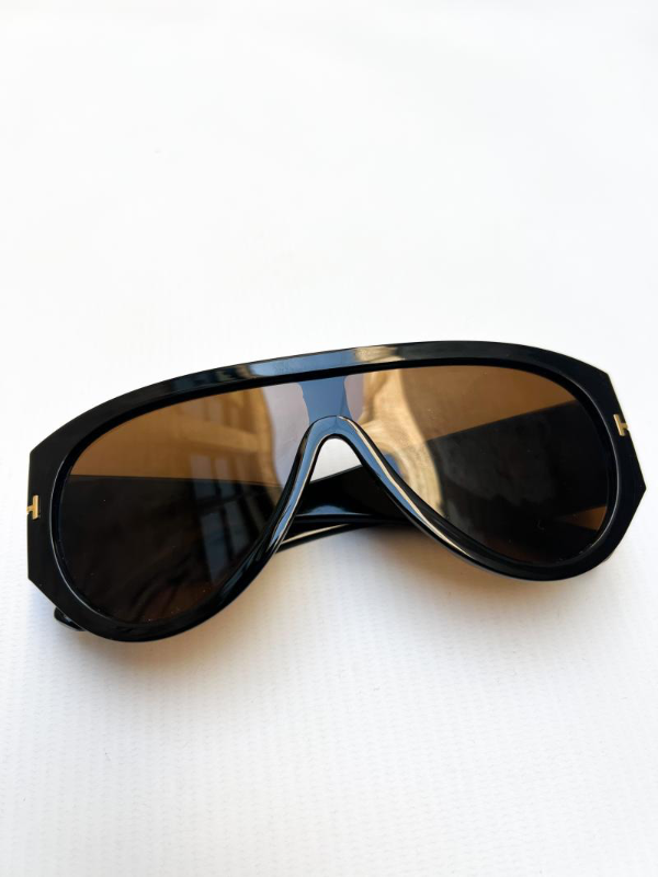 Producto - Nicanor negro cristal marron