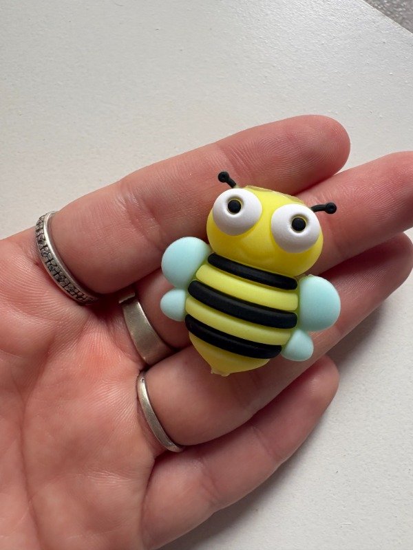 Producto - come cable abeja