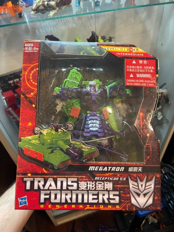 Producto - TRANSFORMERS GENERATIONS MEGATRON (USADO IMPECABLE COMO NUEVO)