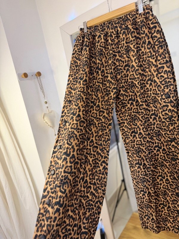 Producto - Pantalón print con botones - 3
