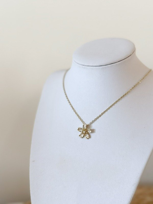 Producto - Collar Flor Strass Dorada - 0