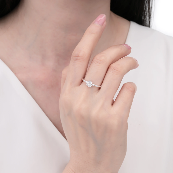 Producto - Anillo Solitario Bora