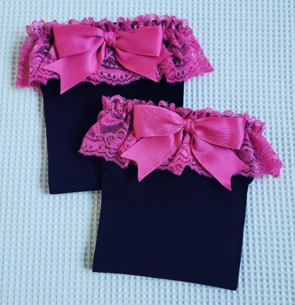 Producto - A PEDIDO - Bucaneras CHERYL Negras con Puntilla y Moños Fucsia