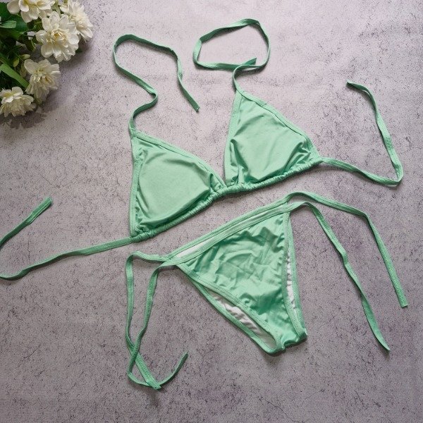 Producto - Bikini triangulo y less vedetina  - talle 100/105