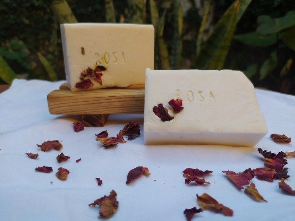 Producto - Jabón en barra Rosa y amaranto - 1