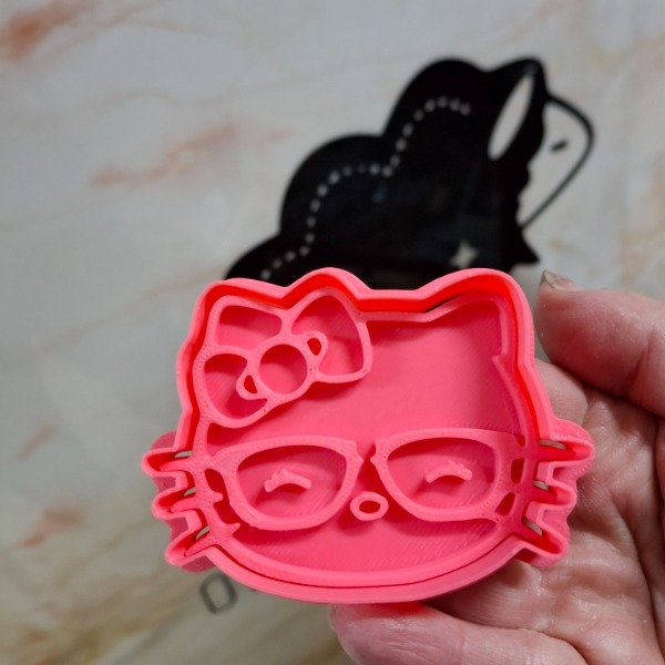 Producto - Kitty anteojos cortante con estampador