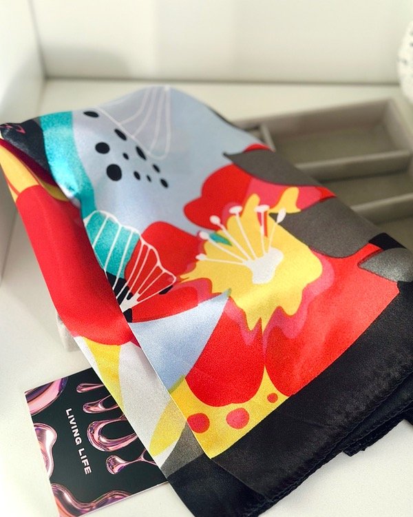 Producto - Pañuelo colores rojo